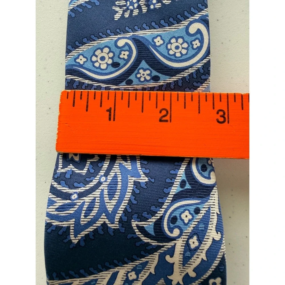 Banana‎ Republic Men's Silk Tie Blue Paisley Necktie Classic